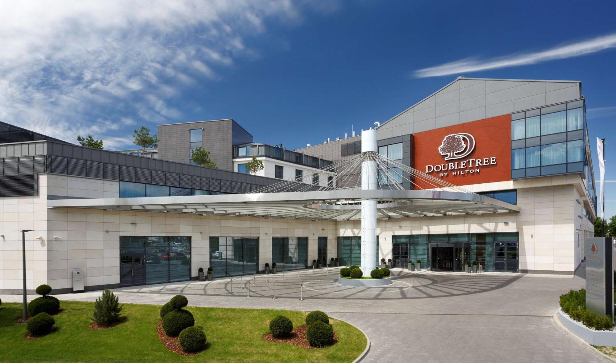 Doubletree By Hilton Hotel & Conference Centre Varsavia Esterno foto
